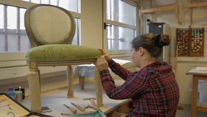 Atelier de tapisserie en siège : Chaise médaillon Louis XVI 